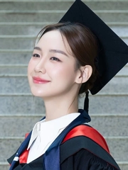 Học vấn 'khủng' của Bảo Ngọc trước ồn ào dùng AI sửa thư trúng tuyển
