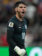 Patrick Beach có bãi biển được đặt theo tên mình nhờ World Cup