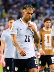 Bị loại sớm ở World Cup 2026, tuyển Uruguay bị cắt suất về bằng chuyên cơ