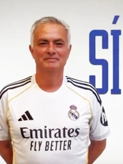 Mourinho phủ nhận video 'đầu quân Real Madrid', nghi bị làm bằng AI