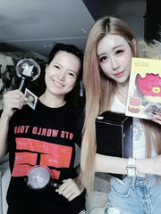 Người giúp việc không tin nổi khi được chủ nhà tặng vé xem BTS