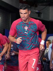 Fan Bồ Đào Nha nhốn nháo trước tin đồn đổi logo đội tuyển giữa World Cup