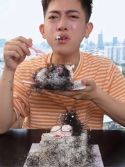 Bánh kem tóc rối gây sốt: ai cũng tò mò nhưng thấy 'nhợn online'
