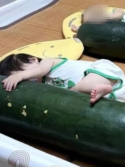 Mặt trái của trend ôm bí đao giải nhiệt