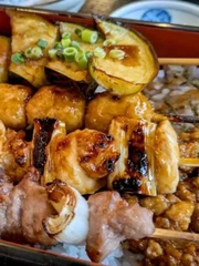 Có một thành phố muốn ăn thịt gà nhưng lại được phục vụ thịt heo