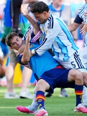 Một đồng đội Messi bị phạt hơn 2,3 tỉ và cấm 10 trận sau World Cup 2026
