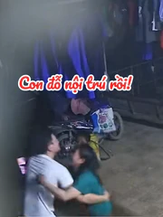 Cả nhà vỡ oà cảm xúc khi nghe con trai báo tin đã đậu bác sĩ nội trú