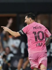 Messi ‘chữa lành’ nỗi buồn World Cup bằng cách… ghi bàn