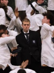 Loạt clip AI 'nhái' điệu nhảy của Yung Lean gây khó chịu