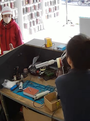 Chủ tiệm hú hồn hú vía với vị khách tinh tế