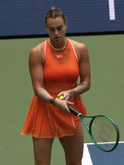 Aryna Sabalenka gây sốt với bộ váy lưới xuyên thấu tại US Open