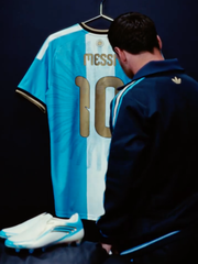 Messi mặc gì ở trận cuối cho Argentina?