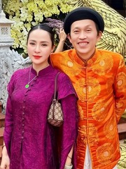 Hoài Linh mở cửa đền thờ tổ 100 tỉ đón khách