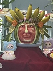 Mâm cỗ Trung Thu trông như chơi hội Halloween