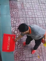 Vị 'thượng đế' tốt bụng