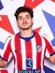 Fan trêu Alvarez ‘mất sổ gạo’ trong bộ ảnh của Atletico Madrid