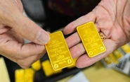 Giá vàng miếng SJC cao hơn giá vàng thế giới đến 20,6 triệu đồng/lượng