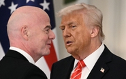 Sóng gió FIFA: Chủ tịch Infantino trễ họp vì ông Trump, đại biểu phẫn nộ bỏ về
