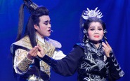 Tú Sương nối nghiệp xưa với Hồ Nguyệt Cô