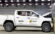 Video cho thấy bị tai nạn trên Mitsubishi Triton mới sẽ như thế nào