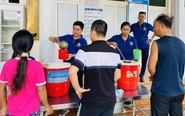 Cả thanh xuân giữ lửa cho những nồi cháo nghĩa tình