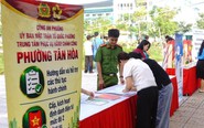 Người dân được 'tiếp sức' từ học bổng, gian hàng 0 đồng đến những tiện ích số