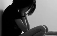 'Con ghét bố mẹ': Vì sao người trẻ chọn chia sẻ với người xa lạ?