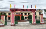 Vì sao tiền thưởng Lao động tiên tiến của nhiều giáo viên ở xã Nam Tiên Hưng bị giảm?