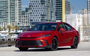 Toyota Camry 2027 ra mắt: Không nâng cấp gì nhưng giá vẫn tăng
