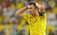 Ronaldo lại nhận thêm hung tin trong cuộc đua đến 1.000 bàn thắng