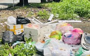 Đem rác để nhà người khác để sạch nhà mình