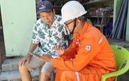 Công ty Điện lực Đà Nẵng đẩy mạnh tuyên truyền App EVN CSKH và tổng đài 1558