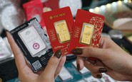 Giá vàng bạc giảm liên tục, nhà đầu tư lỗ nặng