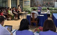 Học sinh lần đầu xem xét xử ngay tại trường, thích thú với phiên tòa giả định