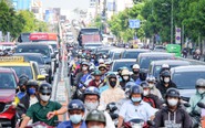 Đường Cộng Hòa hoàn tất lắp dải phân cách, biển báo trước ngày phân làn đảo chiều
