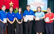 Sinh viên 'số hóa' du lịch phường Xuân Hòa, quét QR, xem tour, đọc cẩm nang ngay trên điện thoại