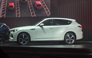 Mazda CX-60 chốt giá 1,699 tỉ ở Việt Nam: Máy hybrid 280 mã lực, AWD, to cỡ Mercedes-Benz GLC