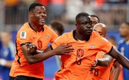 Trực tuyến Hà Lan - Thụy Điển (hiệp 1) 2-0: thủ môn Verbruggen xuất sắc cứu thua cho Hà Lan