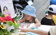 Tủ sách cộng đồng đến với công nhân, người lao động Bình Dương
