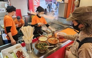 Người Việt 'giữ lửa' bếp Nhật