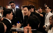 Ji Chang Wook, đoàn phim Mưa đỏ và các nghệ sĩ rạng rỡ trên thảm đỏ khai mạc DANAFF