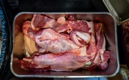 Tranh luận về ăn uống lành mạnh ở Mỹ: Nhóm ăn nhiều thịt lấn át nhóm ăn chay