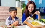 Du học sinh Việt mang trái tim tình nguyện ra xã đảo Thạnh An