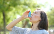 Vitamin A và D cải thiện chức năng phổi người mắc hen suyễn?