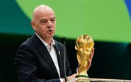 Chủ tịch FIFA Infantino đón tin vui từ IOC, vụ xóa thẻ đỏ có diễn biến mới