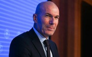 Pháp chính thức bổ nhiệm Zidane làm HLV trưởng