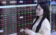 Chứng khoán 30-7: Lấy lại mốc 1.700 điểm, VN-Index đã qua giai đoạn nguy hiểm?