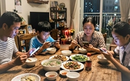 Gia đình hạnh phúc hay không thể hiện rất rõ trong từng bữa ăn?