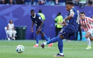 Video: Mbappe dứt điểm lạnh lùng, tiễn Paraguay về nước