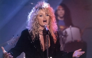 'Total Eclipse of the Heart' mãi còn, Bonnie Tyler ra đi ở tuổi 75